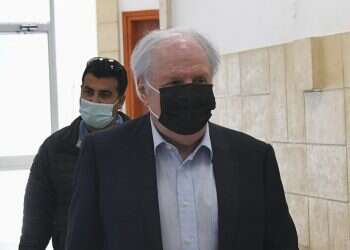 עו"ד של אלוביץ': "נראה כאילו מישהו יושב וצוחק עלינו"