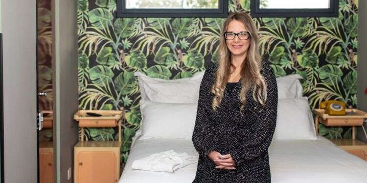 דברה היימנס. צילום: אבישג שאר-ישוב צילום: אבישג שאר-ישוב