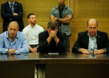 כיסא מפלט: מאחורי פרישתם של יעלון וניסנקורן