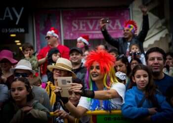 מסיבות פורים: לרקוד עם דם על הידיים