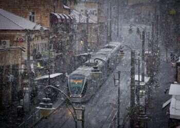 שלג בירושלים. צילום: מרים אלסטר, פלאש 90 סיכום סופה: הכנרת עלתה בשמונה ס"מ