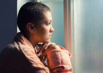 חולי סרטן צעירים דורשים הכרה והתייחסות הולמת מהמדינה