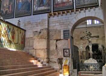 כשאדריאנוס גנב את הכותל הדרומי