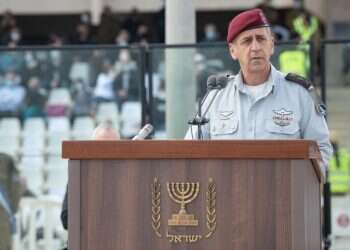 אביב כוכבי. צילום: דובר צה כוכב בוהק: האם הרמטכ"ל בדרך להנהגת המדינה?