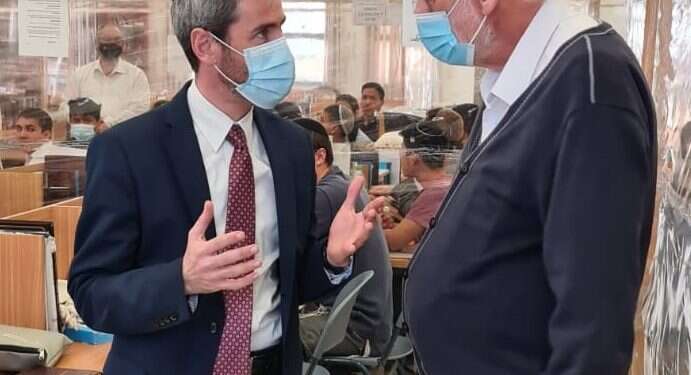 יוסי טייב נפגש עם רבנים סרוגים של קהילות העולים מצרפת  המצביע הצרפתי מתרחק מבנט ובש"ס מנצלים את ההזדמנות