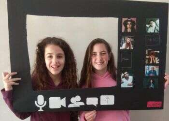 זום בפיג'מה: שי רוזיאביץ (מימין) ואלה בוגנים. צילום איתי רוזיאביץ פורים, קורונה ויצירתיות: התחפושות הכי הכי