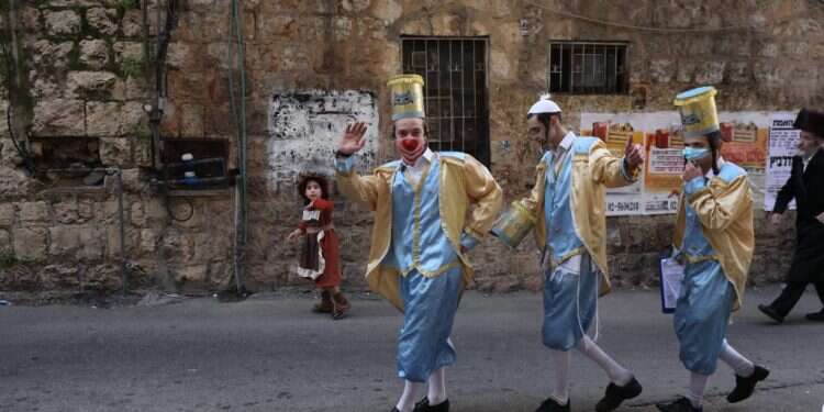 פורים בירושלים. צילום: EPA