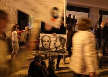 השמאל עשה את שלו: האם ההפגנה בבלפור תעזור לימין?