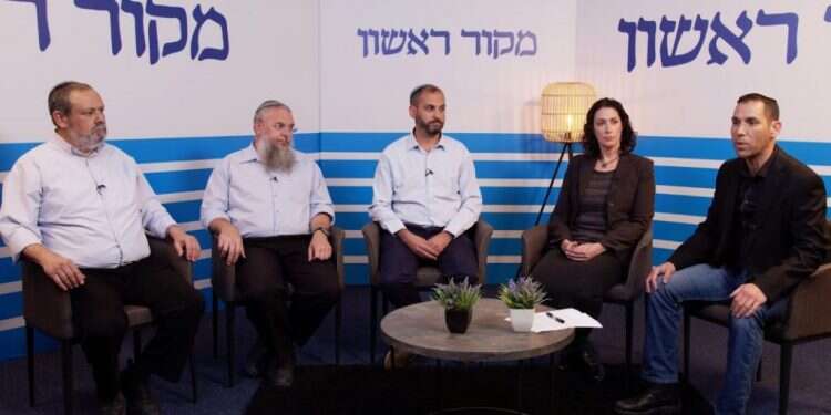 מימין: אסף גבור, ענת רוט, יכין זיק, שלמה נאמן, יוחאי דמרי השתלטות הפלסטינים על שטחי C: "זו אסטרטגיה לחנוק את היישובים"