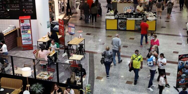 יום הבחירות בחיפה. צילום: הרצי שפירא הקורונה לא הגיעה לקלפי