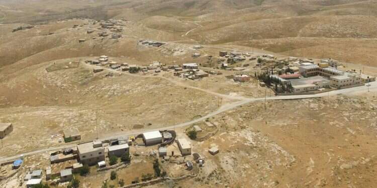 בנייה בלתי חוקית בשטחי אש בהר חברון. צילום: תנועת רגבים מלחמת ההתשה השנייה