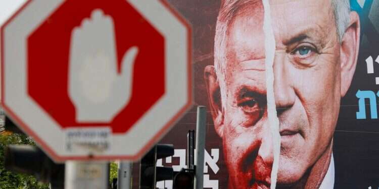 נתניהו וגנץ. צילום: AFP
