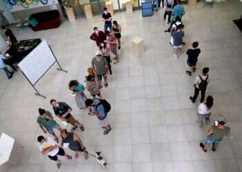 האלגוריתם שחזה את מעבר אחוז החסימה של רע"ם