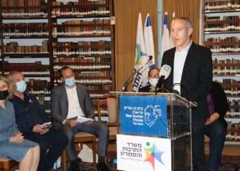 מה כואב יותר, רמיסת השבת או מותו של הדיאלוג?