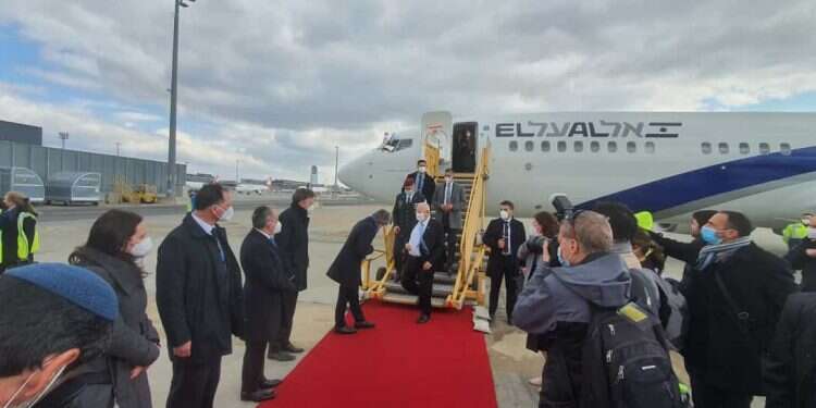 הביקור של הנשיא ריבלין והרמטכ בליווי מטוסי קרב: ריבלין וכוכבי הגיעו לאוסטריה