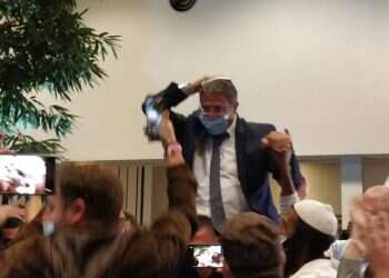 כלייזמרים ובלונים: כך חגגו במטה הציונות הדתית