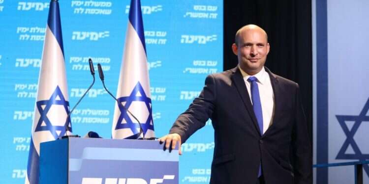 נפתלי בנט. צילום: אבישג שאר ישוב אין אידיאולוגיה, אין עמדות: הפוליטיקה הישראלית על סף פירוק