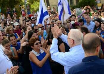 הפער בין המנהיגים לאזרחים פוגע באמון הציבור