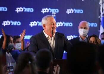 בחירות 2021: בפעם הראשונה, גנץ נעמד לבדו מול הציבור