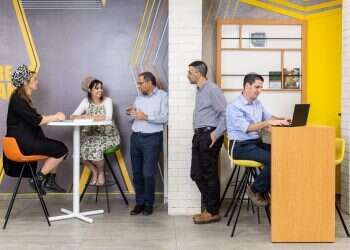 המדריך למהפכה