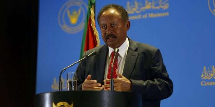 ראש ממשלת סודן עבדאללה חמדוכ. צילום: EPA ממשלת סודן ביטלה את החרם על ישראל