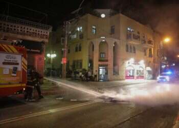 המתיישבים היהודים אינם אלה שמסכנים את שפיותה של יפו