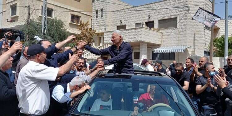 החגיגות בבאקה־אל־גרבייה, ביום שני בשבוע שעבר.  "המחבל שרצח את משה גר עכשיו 10 דקות מהבית שלנו"