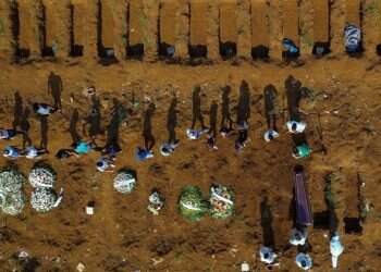 צילום: AFP ברזיל על המכה: כך ארץ הקרנבל טבעה בקורונה