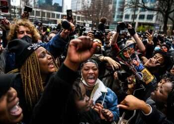 צדק בפרשת ג'ורג' פלויד: מדוע ביידן לא שמח?