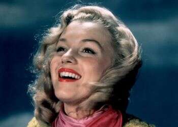 למנהל המכירות הפומביות יש חלום אחד: לתקן את שיניו