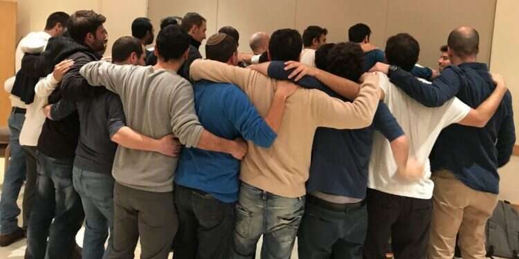 "להיות רגילים": המיזם הייחודי שמסייע לחיילים שסובלים מטראומה