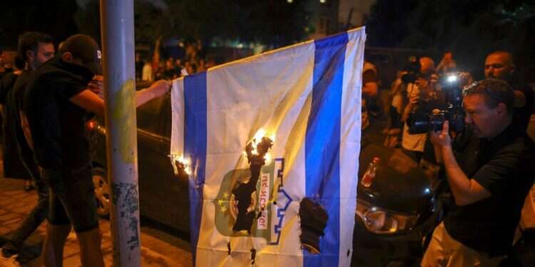 ועדת המעקב הערבית: הציונים פתחו במלחמה כוללת