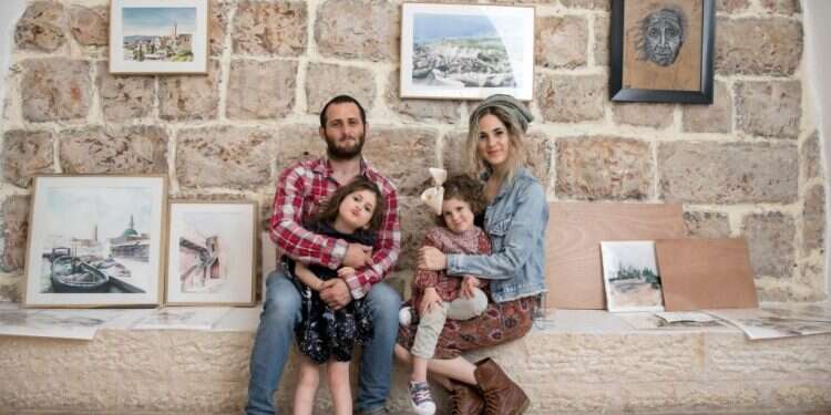 "הרמנו את הבית בתוך חודש, בית מעץ כמו שבונים באמריקה"