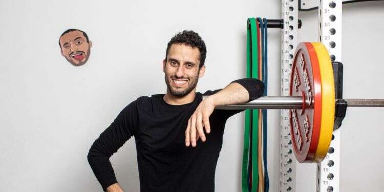 צילום: אבישג שאר-ישוב "חי וטורט": דניאל מורס על החיים לצד תסמונת הטורט