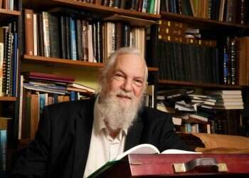 תורת הפענוח: "ברור שמי שכתב את הטקסט הצפין שם משהו"