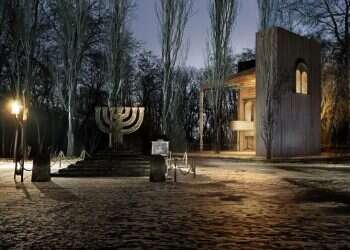 יום השואה באוקראינה: בית כנסת ראשון נחנך באתר הטבח באבי־יאר