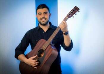 "זה לא פשוט לשיר את עצמי ואת החיים שלי, זה קשוח"