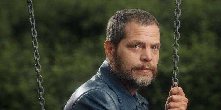 חיבור שאינו תלוי בדבר: בגללי הוא האבא שלי