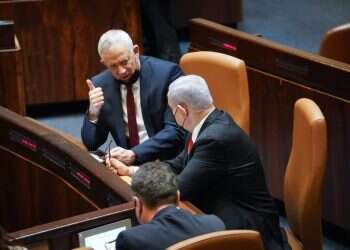 נתניהו נכנע: בני גנץ ימונה לשר המשפטים