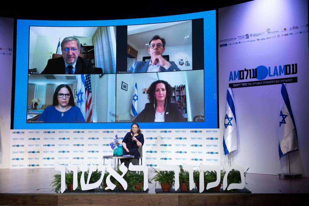 הודיה כריש־חזוני, אלכס בן־צבי, ענת שולטן־דדון, מרינה רוזנברג, עמנואל נחשון צילום: שריה דיאמנט
