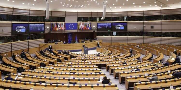 ועדה בפרלמנט האירופי ממליצה: לא לממן טרור פלסטיני