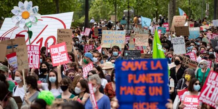 מנהיג הירוקים שהפך לנביא מכחישי האפוקליפסה