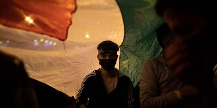 על ישראל להתעורר מהאשליה ולהכריז שהיא מכירה ברצועת עזה. צילום: EPA הגיע זמן התפכחות: עלינו להכיר במדינת חמאס כמדינת אויב