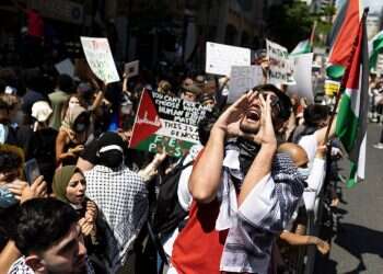 איך אומרים "סוף גנב לתלייה" בערבית?