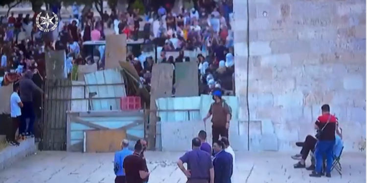 העימותים בירושלים. צילום מסך מתוך סרטון דוברות המשטרה האם המצב בירושלים יגרור עימות דיפלומטי?