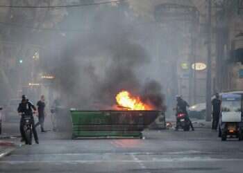 5 בתים ספגו פגיעה ישירה, מתה מפצעיה אשה שנחבלה קשות כשרצה לממ"ד