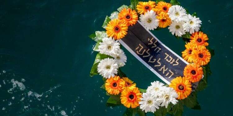 "יהודים צריכים לחלוק זה על זה במילים, לא ברובים ותותחים"