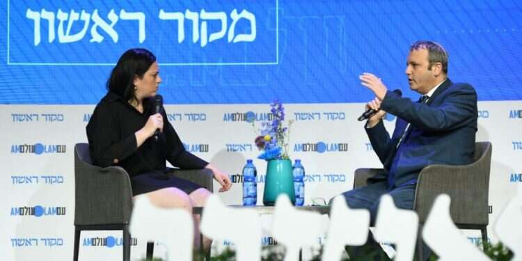 צפו: ריאיון אחד על אחד עטרה גרמן, כתבת פוליטית, עם ח"כ הרב גלעד קריב