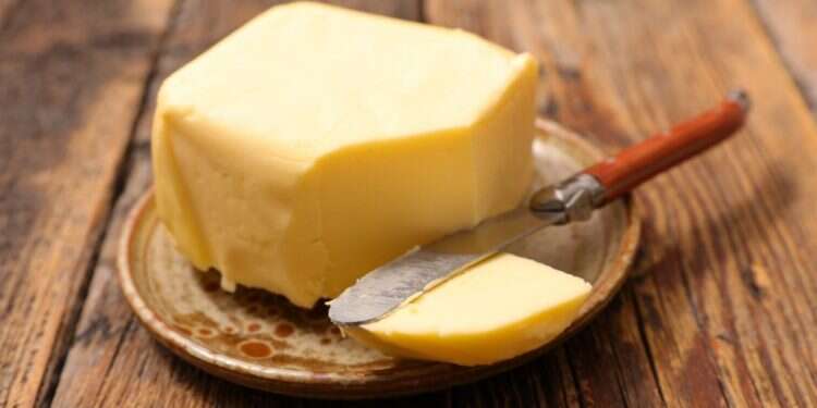 הכדורגל טוב יותר בחו"ל, אבל האם גם החמאה שלהם טובה יותר?