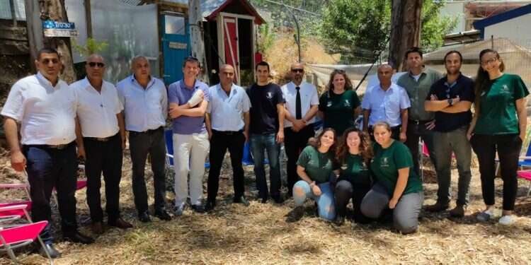 ראשי המועצות ונציגי השומר החדש. צילום: יהורם שי שת"פ ראשון מסוגו בין השומר החדש למועצות בדואיות